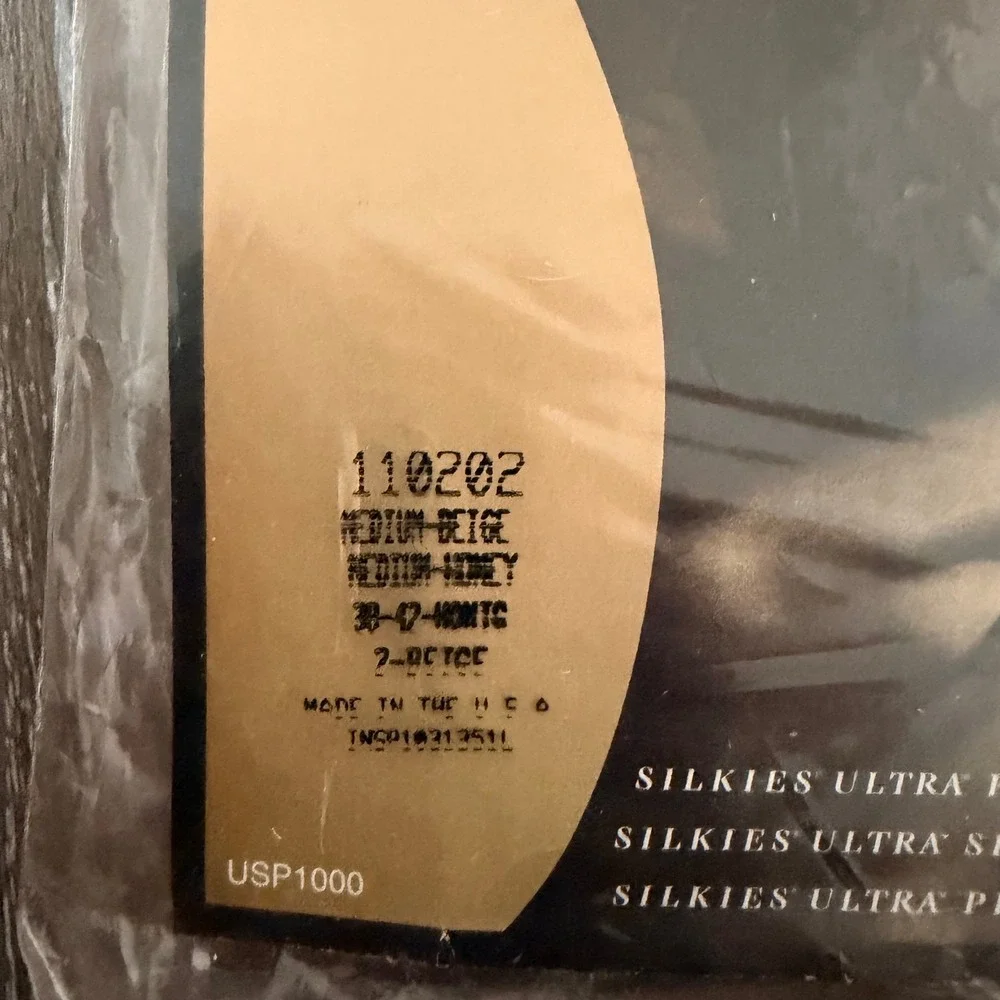 Silkies Ultra Shapely Perfection Vintage Pantyhose 2 Pairs Medium Honey Beige